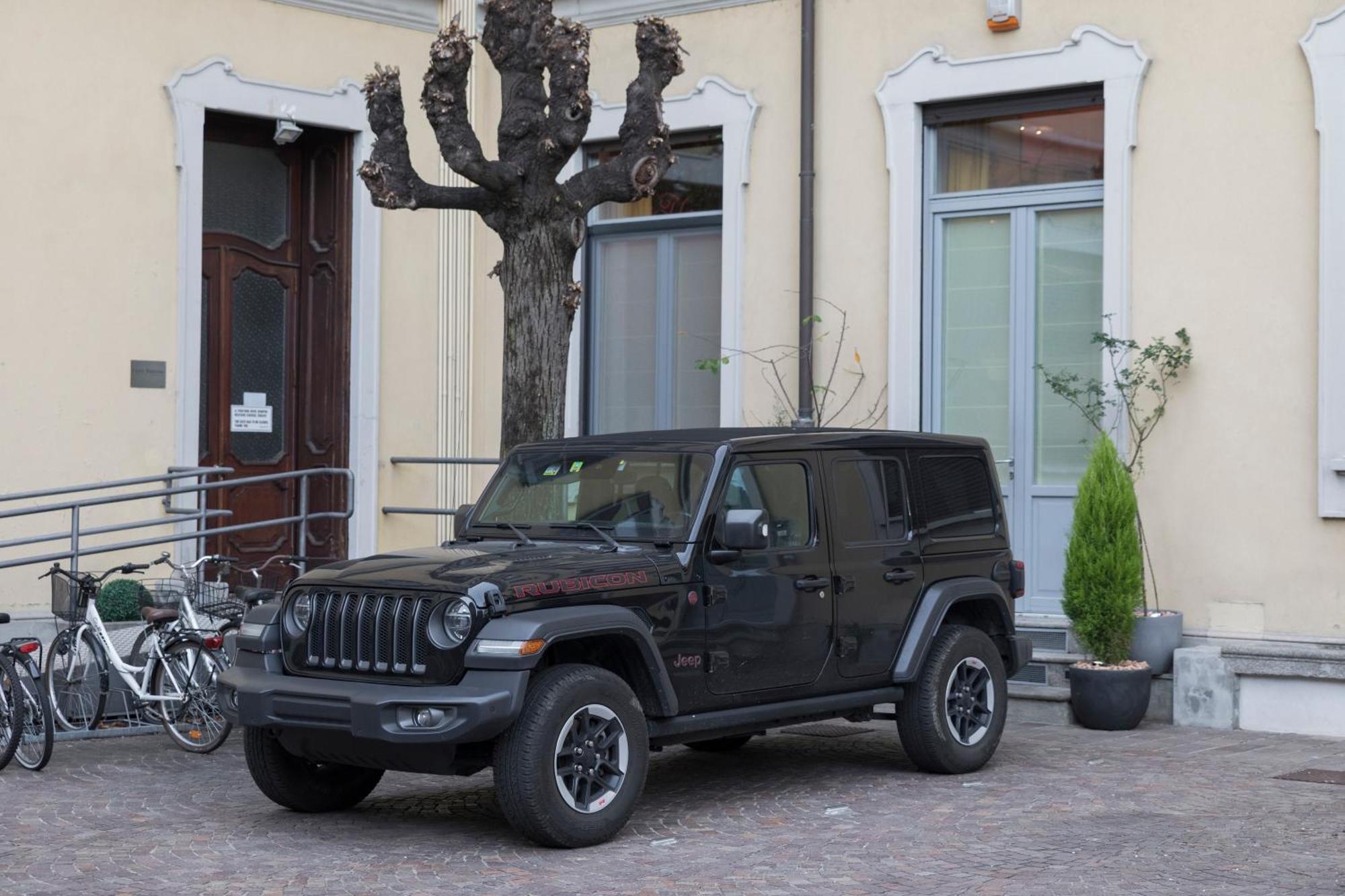 Luxe & Central Haven - Jacuzzi, Sauna, Steam, Private Parking Como Exterior foto